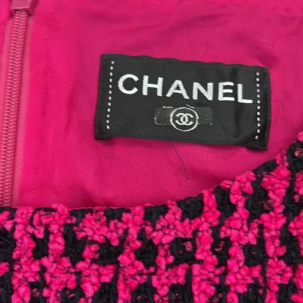 Chanel Sleeveless Tweed Dress in Magenta‎